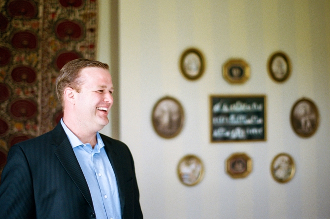 getting ready groomsmen